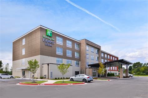 HOLIDAY INN EXPRESS & SUITES SILOAM SPRINGS, AN IHG HOTEL $102 ($̶1̶2̶3̶) - Prices & Reviews - AR