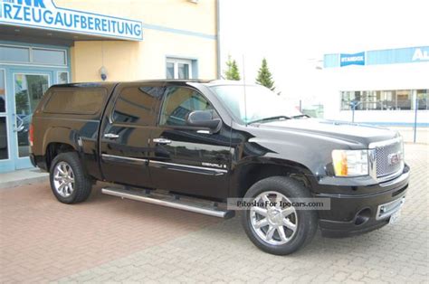 2010 GMC Sierra Denali LPG - Car Photo and Specs