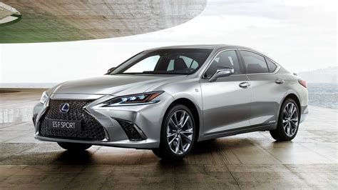 Lexus ES Hybrid News and Reviews | Motor1.com