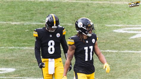 Steelers' Chase Claypool Impressed With QB1 Kenny Pickett's Presence ...