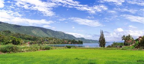 The Stunning Samosir Island - Tourism Indonesia