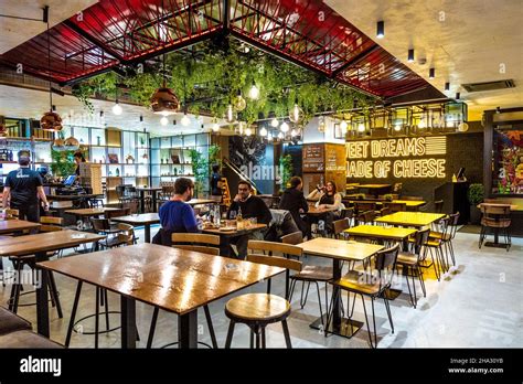 Pizza restaurant interior hi-res stock photography and images - Alamy