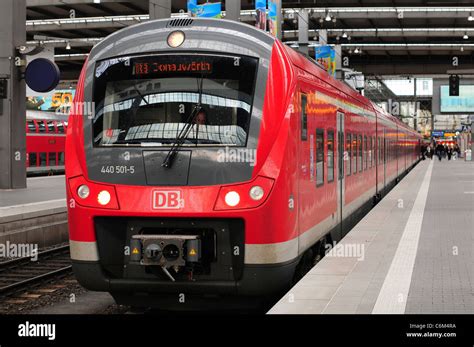 Deutsche Bahn train at München Hauptbahnhof station, Munich, Germany Stock Photo - Alamy