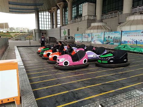 Amusement bumper car rides - Amusement Park rides