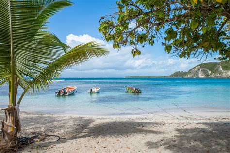 location gites de bungalows de vacance en Guadeloupe petit bourg