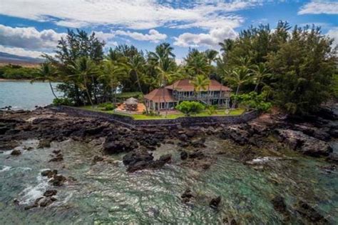 5 Luxury Residences for Sale: Featuring Neil Young's Hawaiian Beach House