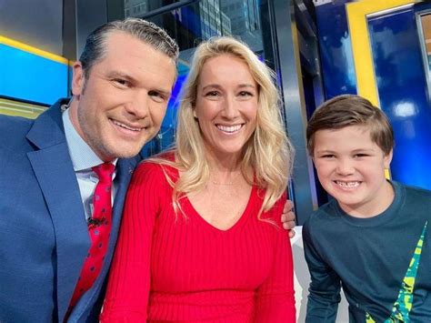 Pete Hegseth Biography, Age, Height, Wife, Net Worth, Wiki - Wealthy Spy