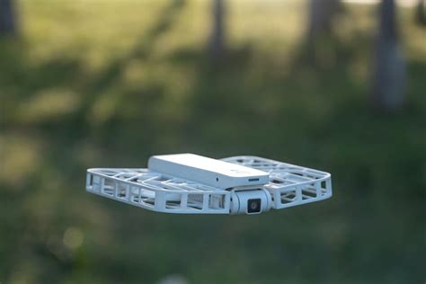 Hover Camera X1 drone can be used without an app or a remote