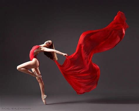 Elegant Portraits Capture the Graceful Movement of Nimble Ballet ...