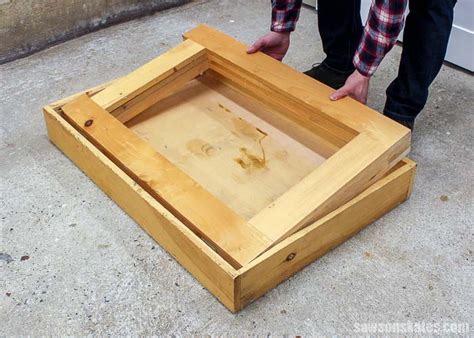 DIY Folding Workbench (Simple and Sturdy) | Saws on Skates®