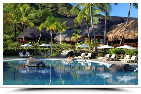 Explore the beautiful Moorea Resorts and enjoy your vacation