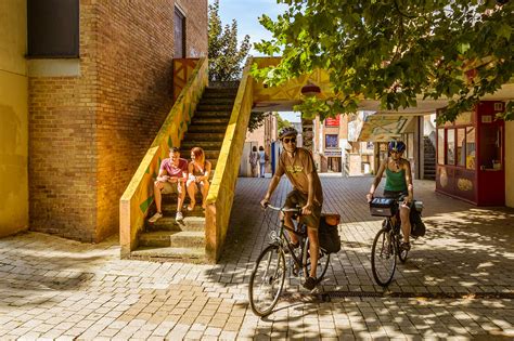 Ottignies-Louvain-la-Neuve New and Pedestrianised Town