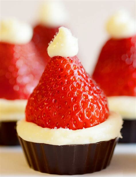 Santa Hat Mini Cheesecake Recipe – Christmas Party Dinner Menu Dessert Ideas - HoliCoffee