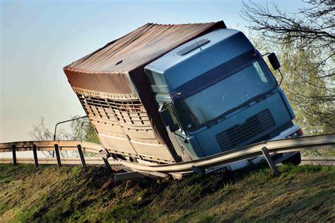 Who Is Liable In A Truck Accident Lawsuit?