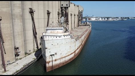 Exploring Chicago's Abandoned Ghost Ship - YouTube