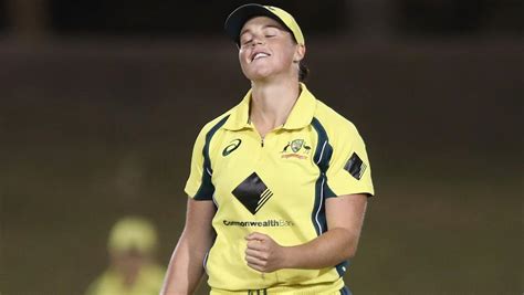 Melbourne Renegades recruit Grace Harris doesn’t take her cricket too ...