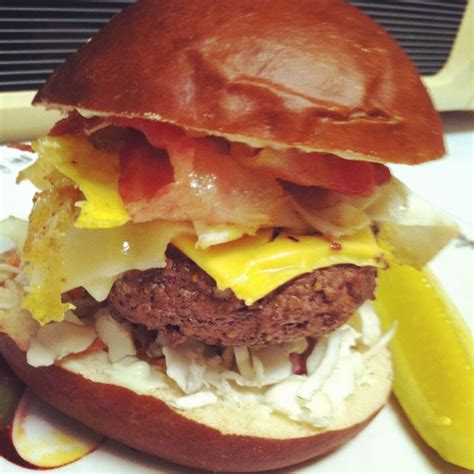 Homemade Burger with a pretzel bun | Homemade burgers, Pretzel bun, Burger