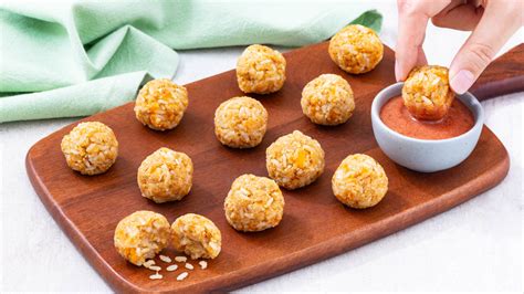 Rice Appetizers: Baked Cheddar Cheese Balls | Success® Rice