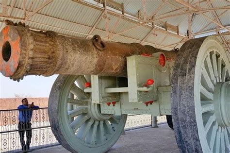 Jaigarh Fort's Jaivana Cannon, among world's biggest cannons 👑 ...