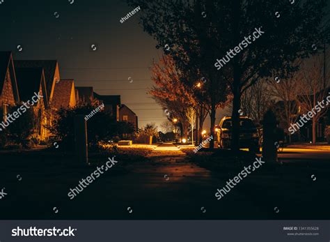 12,487 Neighborhood Street Night Images, Stock Photos & Vectors ...