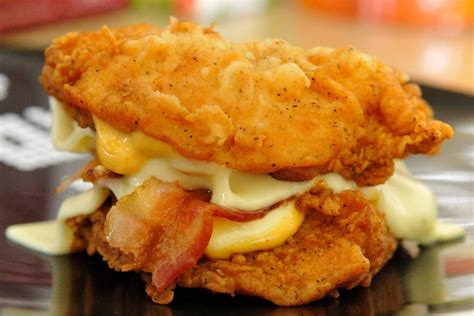 KFC Double Down "Sandwich" | www.kfc.com/doubledown/ 2 Origi… | Flickr