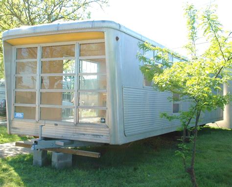 10 Vintage Trailers up For Sale just in time for a Summer Road Trip