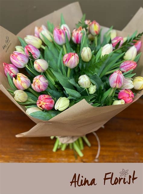 Tulip Bouquet (Mixed Colours) - Bouquets | Alina Florist