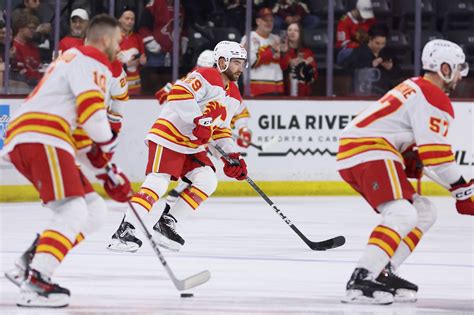 Calgary Flames vs Boston Bruins projected lineups, NHL starting goalies ...