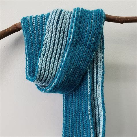 Two-Color Brioche Scarf | Knitting for beginners, Scarf, Brioche knitting