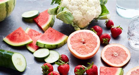 The 5 Most Hydrating Foods You Can Eat This Summer | Thrive Market