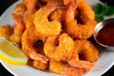 Esta receta de camarones empanizados queda riquísima y es muy fácil de hacer. Disfruta de unos ...