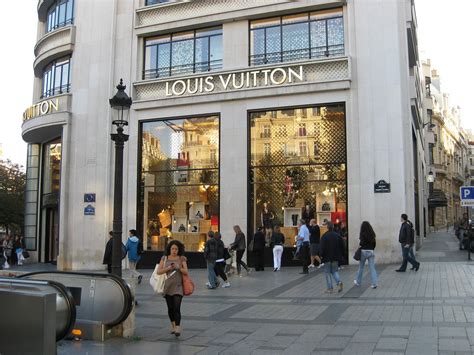 Louis Vuitton, Paris (Champ-Elysees) | Achim Hepp | Flickr
