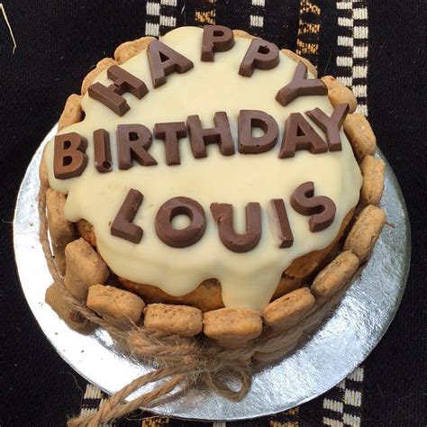 145 Likes, 17 Comments - @king_louis_minipoodle on Instagram: “What a #fabulous #birthdaycake ...