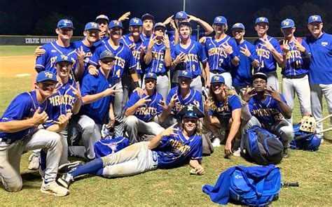 Pirates win, play in Region 1-3A championship | News-Leader, Fernandina Beach Florida