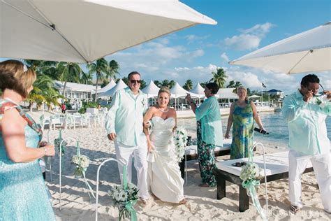 GRAND CAYMAN WEDDING : WHARF SEVEN MILE BEACH WEDDING PHOTOS // miranda + chris - Brittany Bekas ...