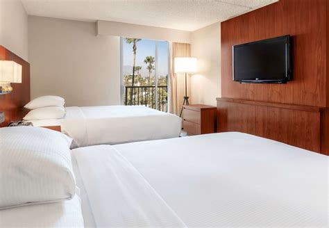 The Most Amazing Pasadena Hotels | CuddlyNest