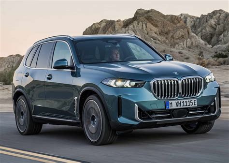 Fine-tuned and hybridised facelift BMW X5 pricing uncovered