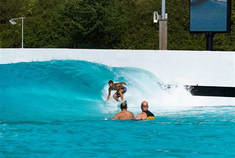 Wavegarden Surf Legend Tom Carroll talks about Wavegarden & the Future - Wavegarden