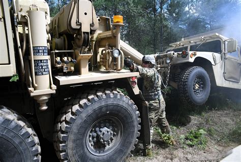 Mechanics, QM Soldiers support Northern Strike > National Guard > Guard News - The National Guard