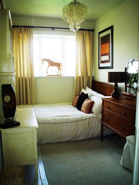 20+ Awkward Bedroom Layout Ideas – The Urban Decor