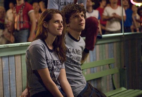 Jesse Eisenberg and Kristen Stewart in Adventureland (2009) | Kristen ...