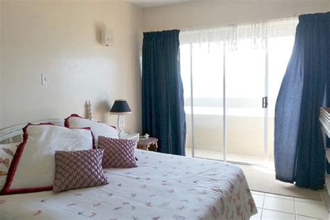 Stella Maris 122 - Amanzimtoti Central Accommodation.