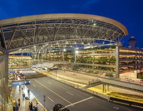 MORELIA | Aeropuerto Internacional General Francisco Múgica | MLM ...