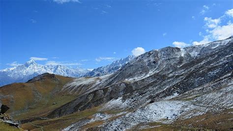 Trekking - Auli | Trekking Photos, Sightseeing -NativePlanet