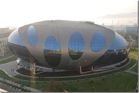 The Infosys Headquarters in Pune (India) | Unique buildings, Building ...