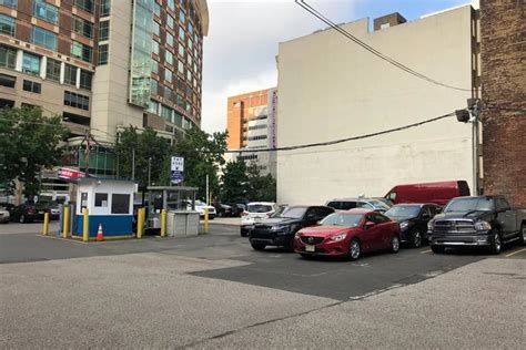 Tower could rise beside Center City’s historic Walnut Street Theatre after property changes hands