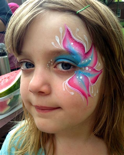 25+ best ideas about Face painting flowers on Pinterest | Tole painting, Face painting tips and ...