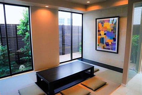 Traditional Japanese Living Room - How Tatami Improve Your Japanese ...