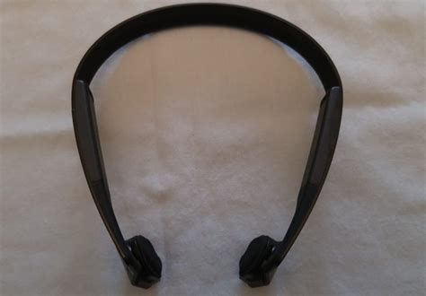 AfterShokz Bluez 2S Bluetooth bone conduction headphones review - The ...