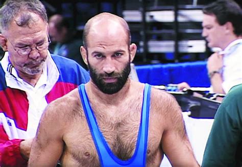 ‘Team Foxcatcher,’ a Wrestler’s Life and Death - The New York Times